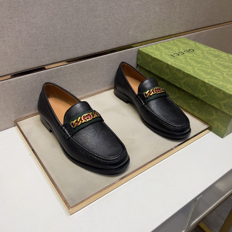 G*u*i leather shoes